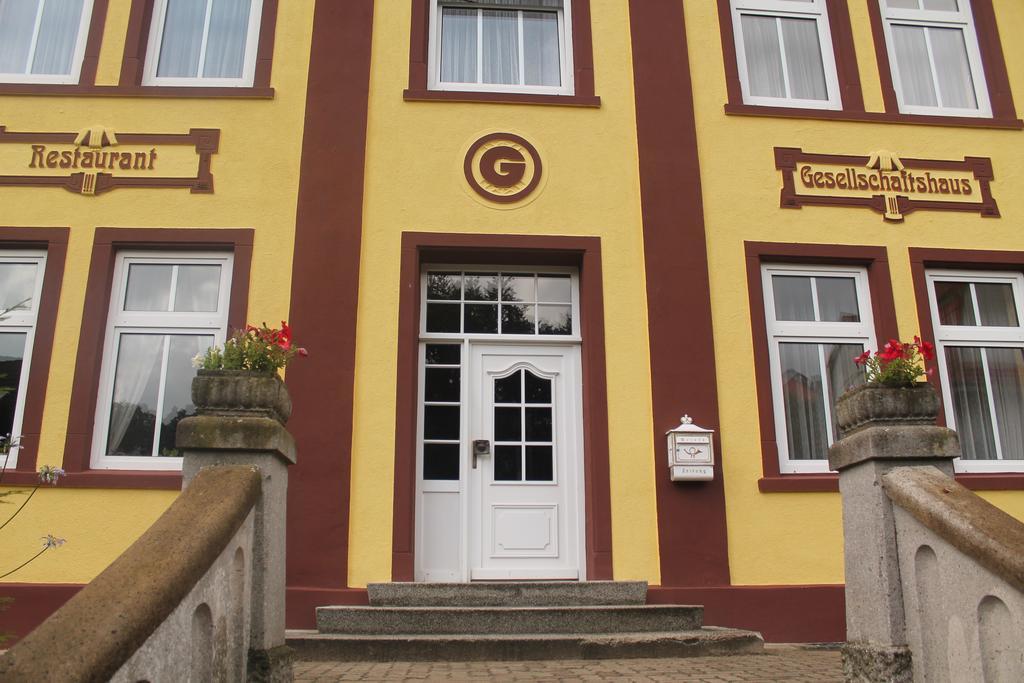 Hotel Gesellschaftshaus Bergen Auf Rugen Zewnętrze zdjęcie